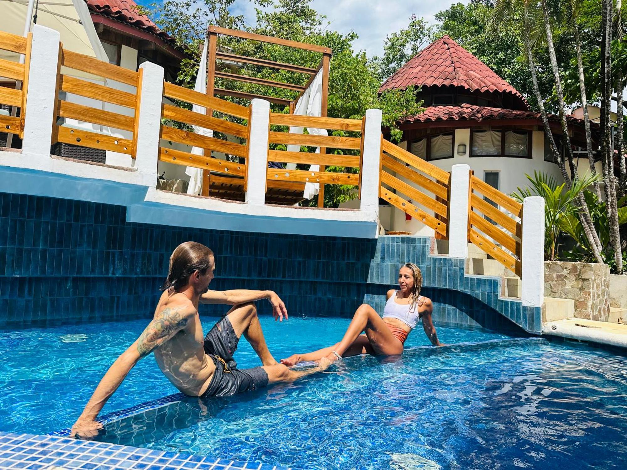 Hotel Luna Llena Тамариндо Екстериор снимка