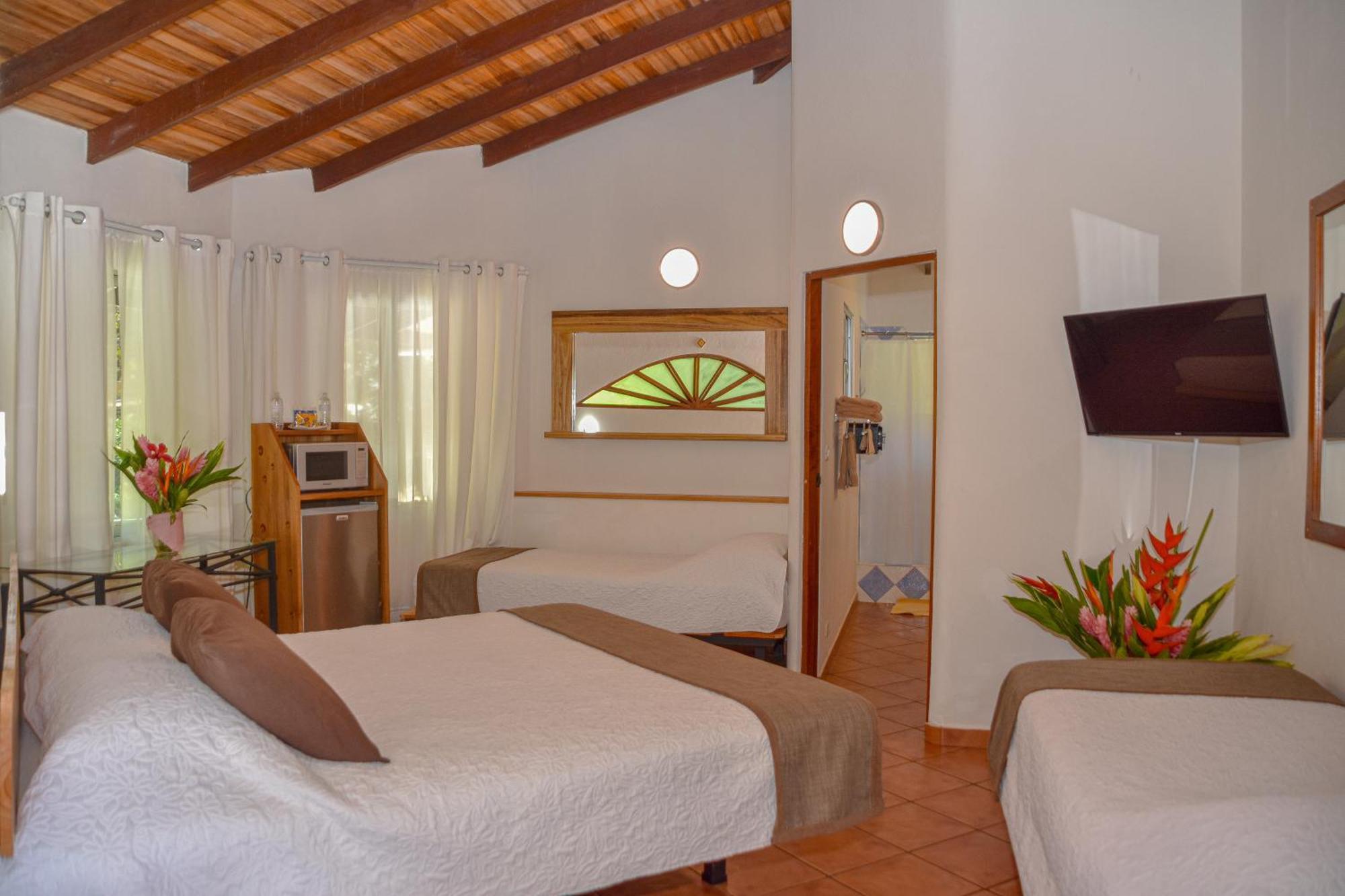 Hotel Luna Llena Тамариндо Екстериор снимка